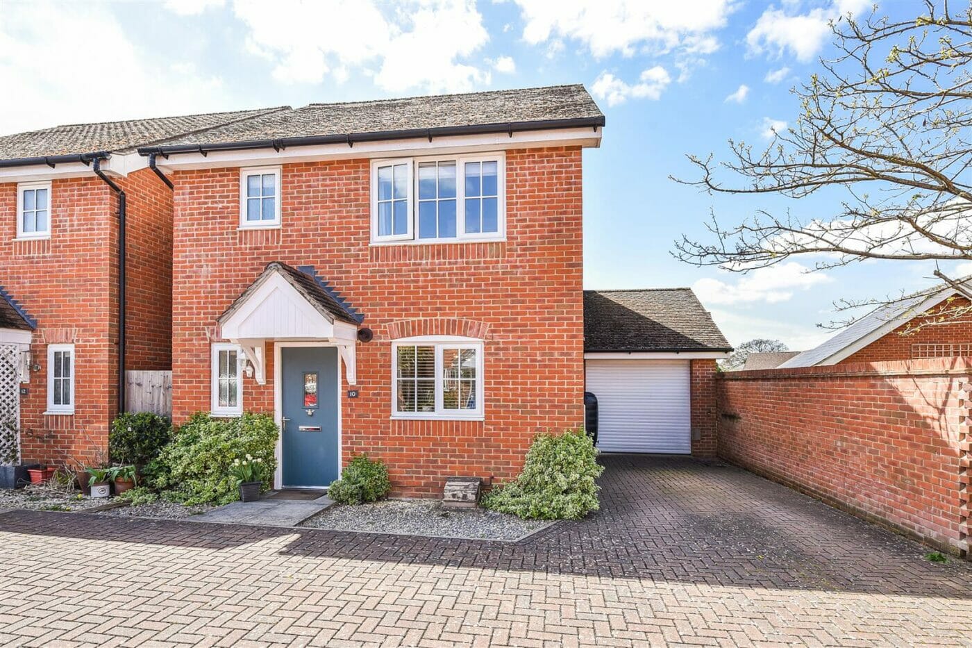 Wadham Close, Romsey, Hampshire Henshaw Fox