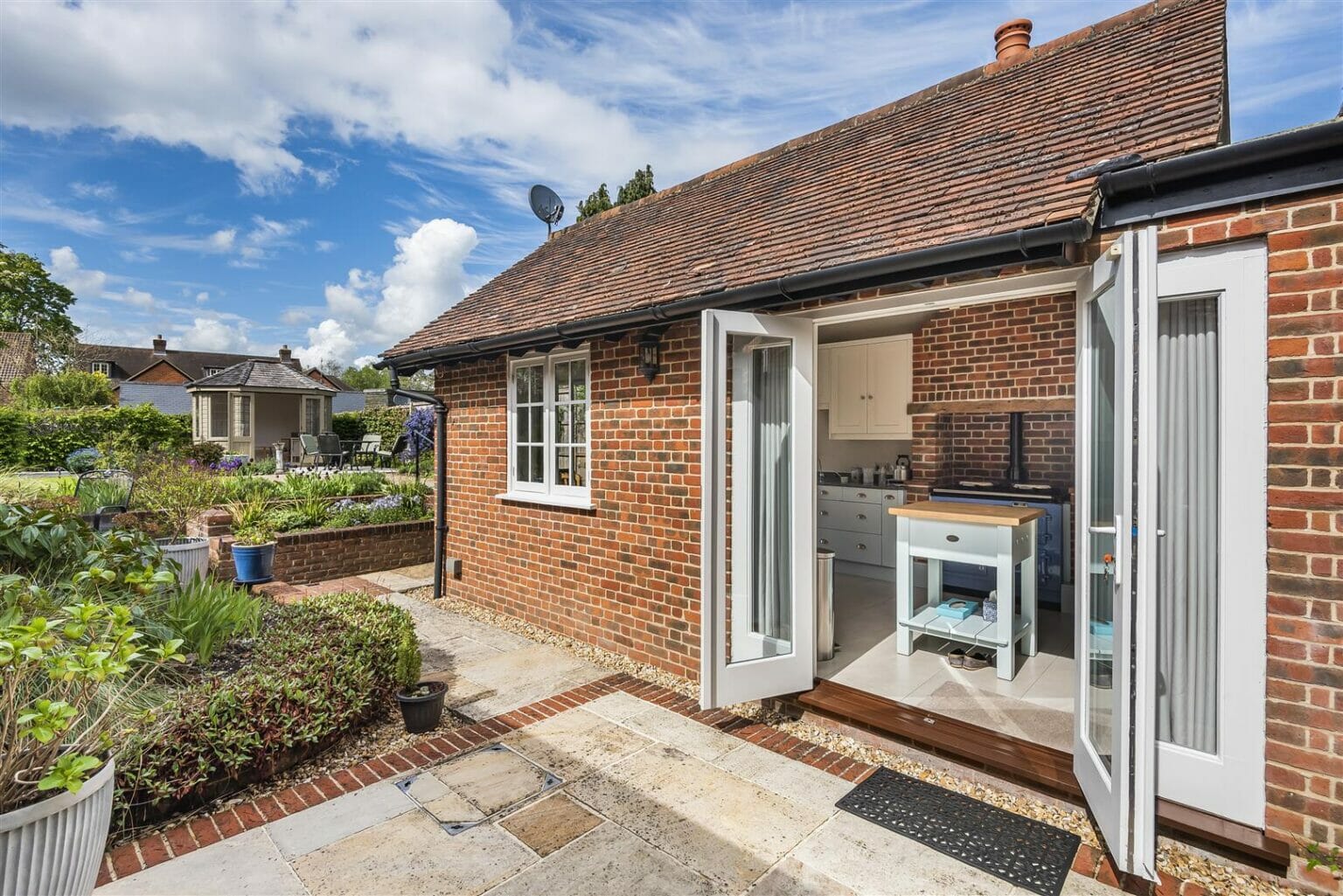 Middlebridge Street, Romsey Town Centre, Hampshire Henshaw Fox